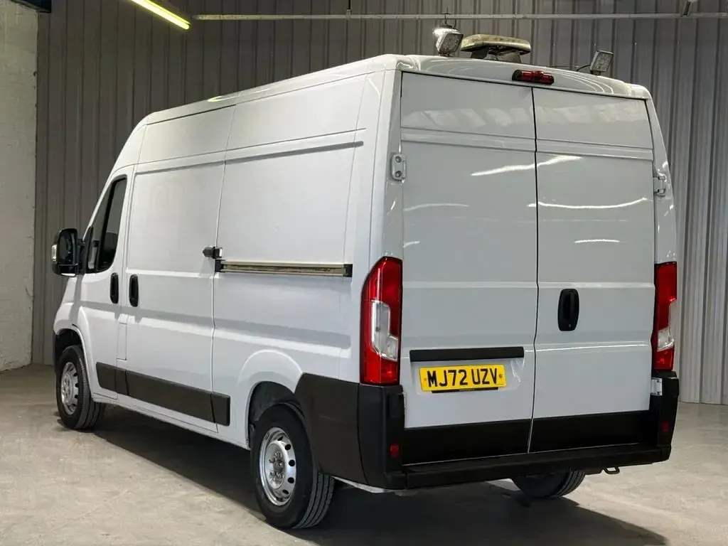 Used Citroën Relay 140 HP (102 kW) 2022 White Van