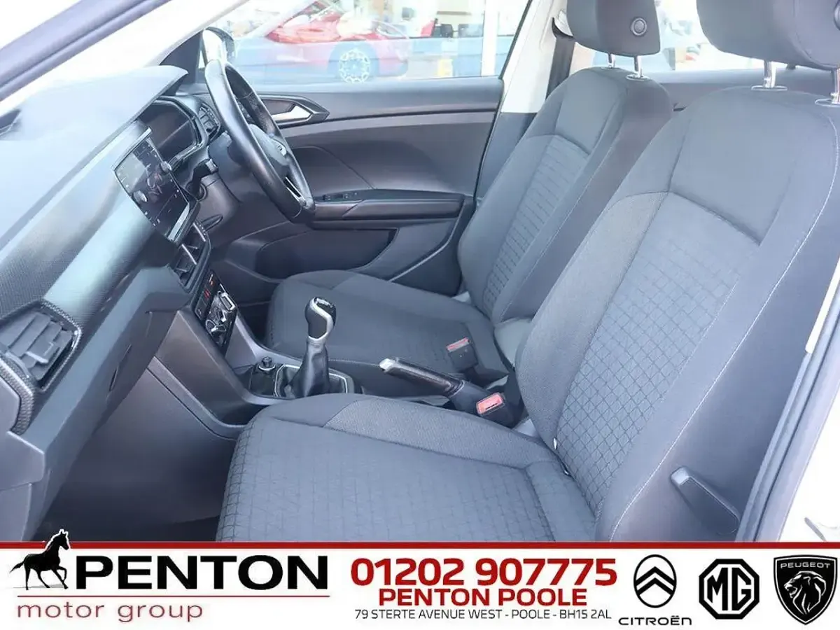 Used VW T-Cross SE 110 HP (80 kW) 2022 White SUV
