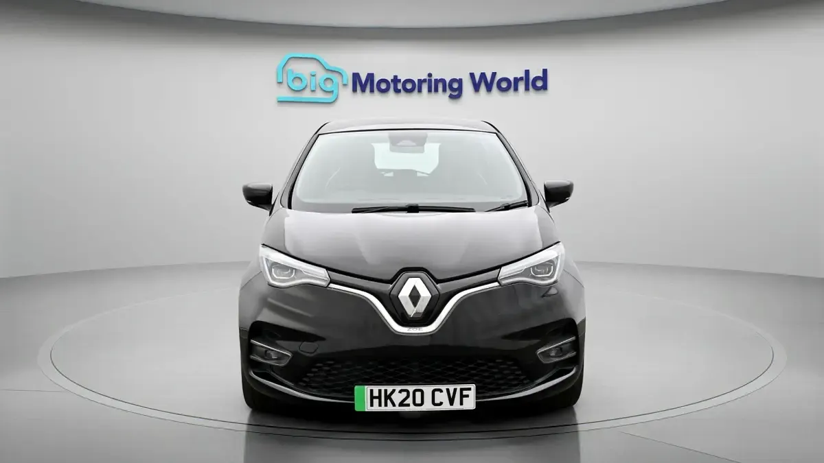 Used Renault Zoe Iconic 100 kW (136 HP) 2020 Black Hatchback