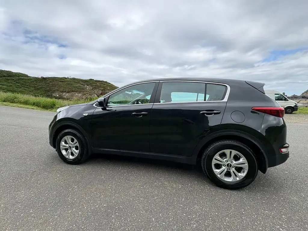Used Kia Sportage 115 HP (84 kW) 2017 Black SUV