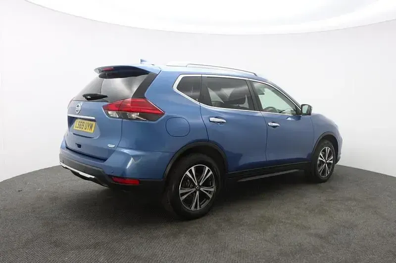 Used Nissan X-Trail N-Connecta 150 HP (110 kW) 2019 Blue SUV