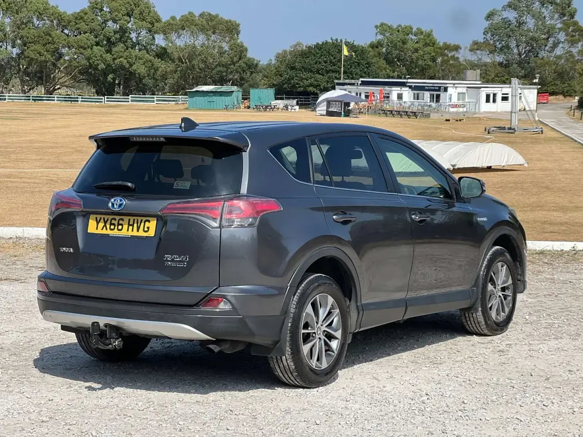 Used Toyota RAV4 Hybrid Business Edition 2016 Grey SUV