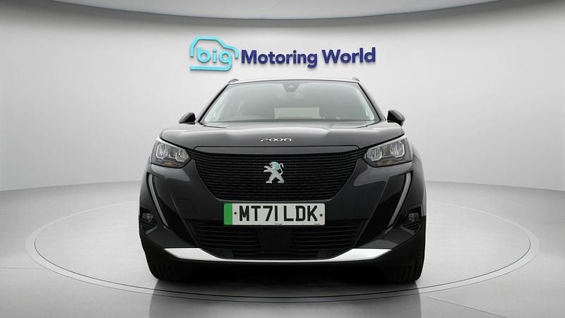 Used Peugeot e-2008 Allure Premium 98 kW (134 HP) 2021 SUV