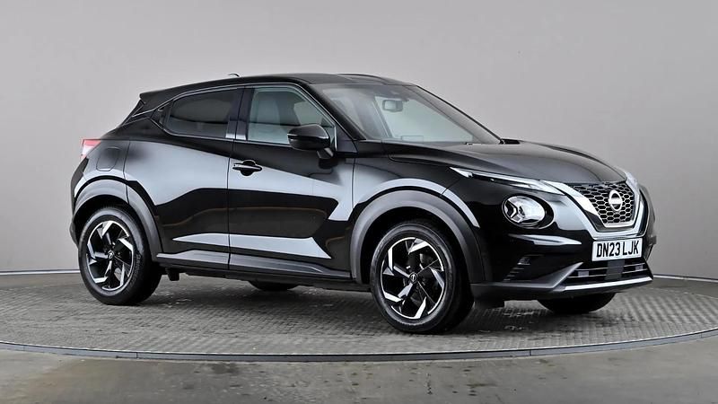Black Used 2023 Nissan Juke N-Connecta SUV | £12,298 (Fair price) - Image 1/4