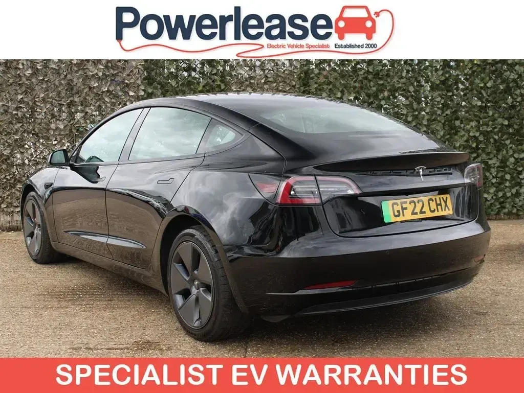 Usado Tesla Model 3 Standard Range Plus 177 kW (241 CV) 2022 Negro Berlina