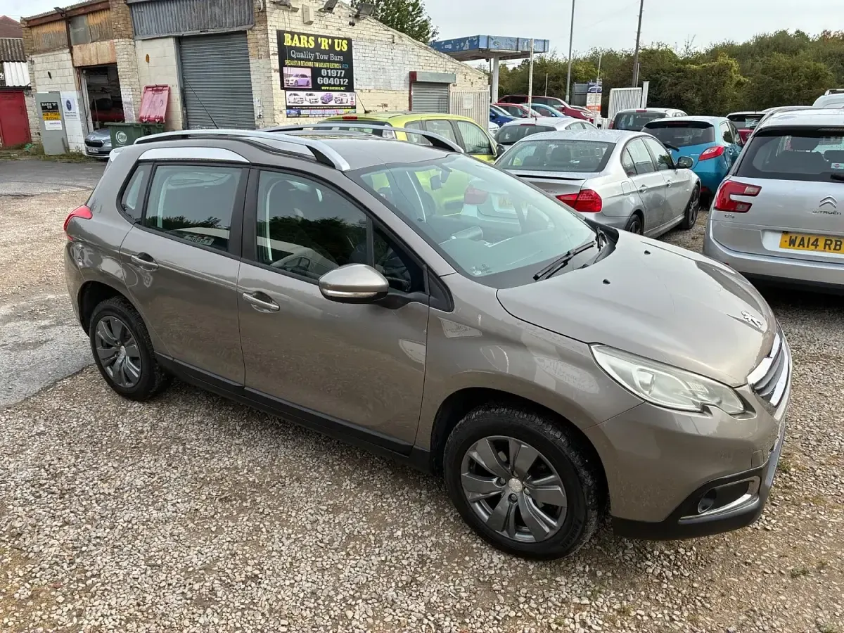 Used Peugeot 2008 Active 68 HP (50 kW) 2014 Grey SUV