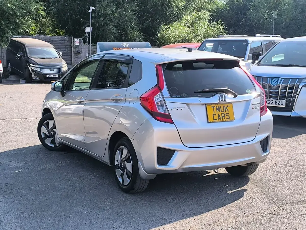 Used Honda Jazz Hybrid 2013 Silver Hatchback
