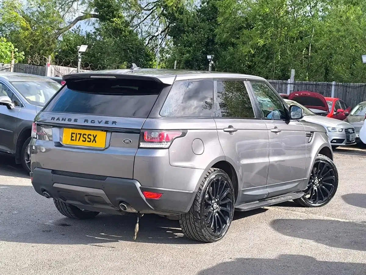 Used Land Rover Range Rover Dynamic 306 HP (225 kW) 2016 Grey SUV