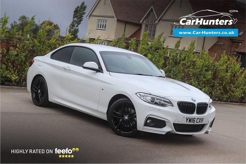 White Used 2016 BMW 220 M Sport Coupe | £10,995 (Fair price) - Image 1/4