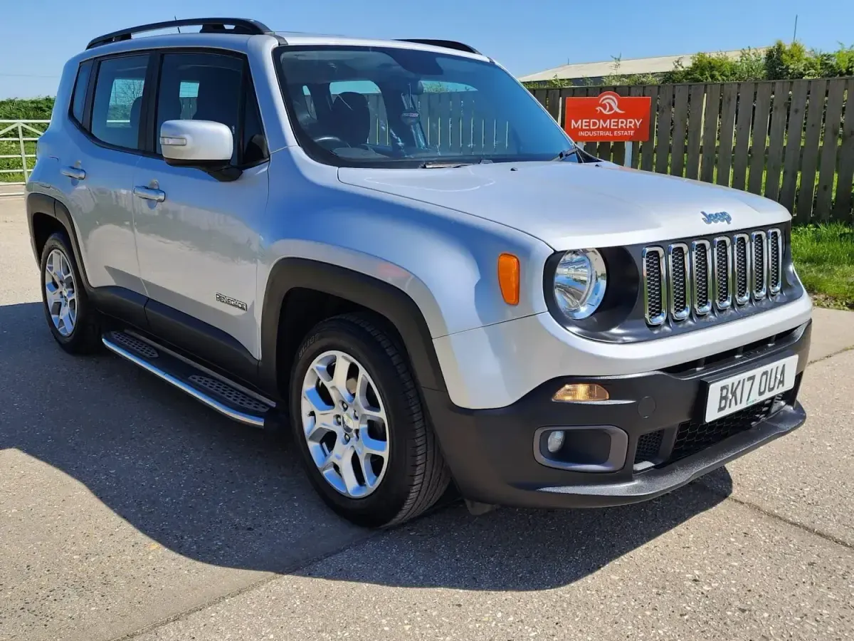 Begagnad Jeep Renegade Longitude 140 HK (102 kW) 2017 Grå SUV