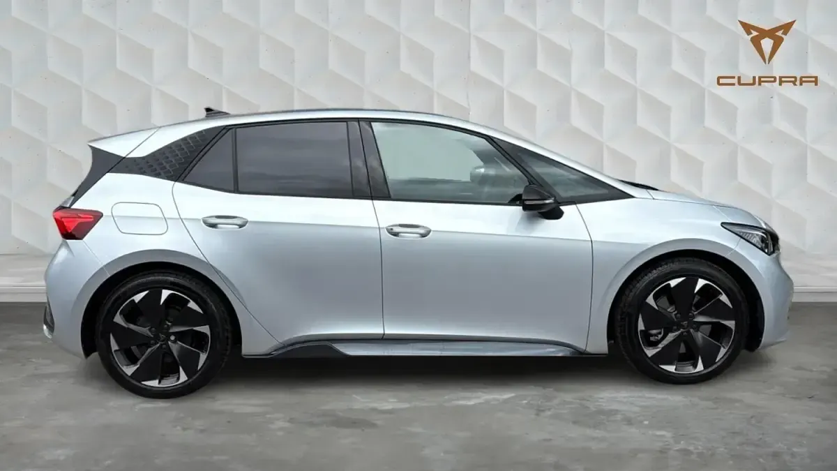 Used Cupra Born e-Boost 169 kW (231 HP) 2026 Silver Hatchback