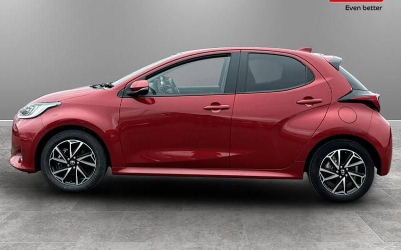 Used Toyota Yaris Hybrid Design 116 HP (85 kW) 2026 Hatchback