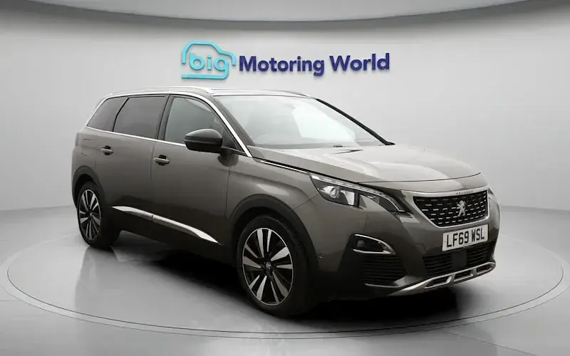 Used Peugeot 5008 Premium 131 HP (96 kW) 2019 Grey SUV