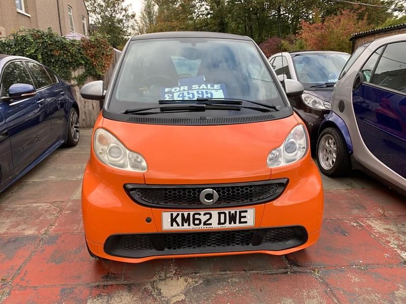 White Used 2012 Smart ForTwo Coupé Pure Coupe | £4,595 (A bit pricey) - Image 1/4