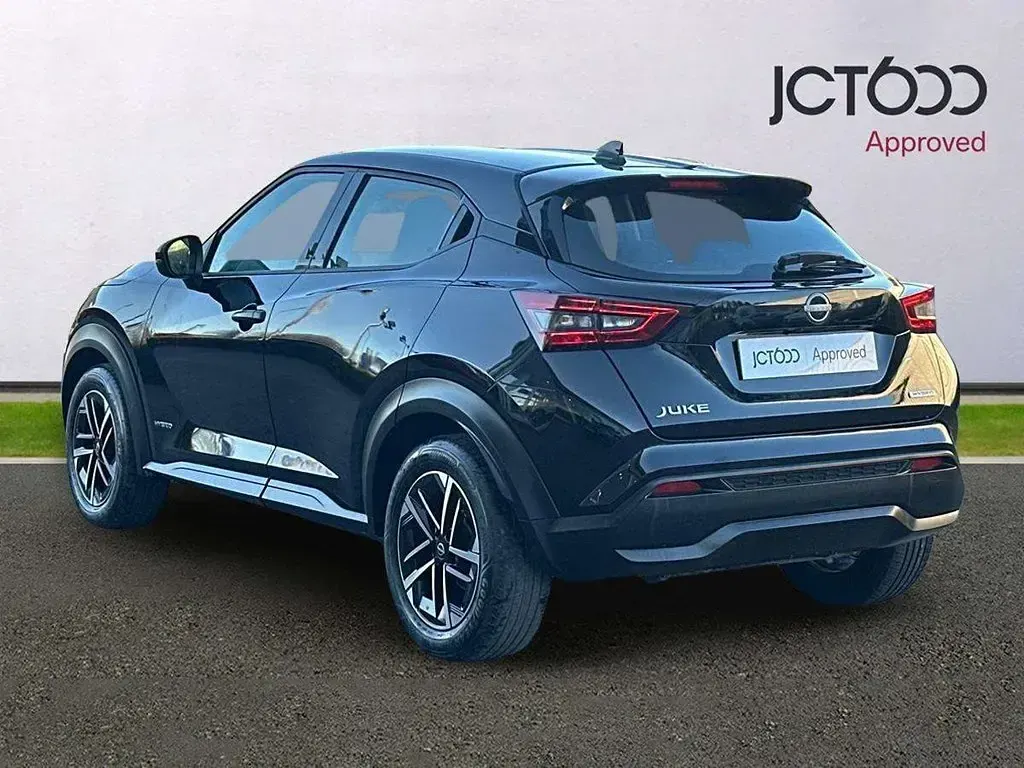Gebraucht Nissan Juke Acenta Premium 143 PS (105 kW) 2024 Schwarz SUV