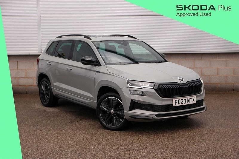 Meteor grey Used 2023 Skoda Karoq SportLine SUV | £23,495 (Good price) - Image 1/4