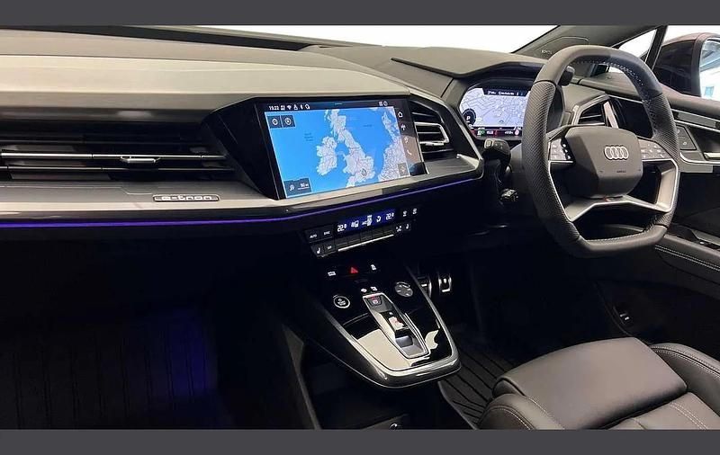New Audi Q4 e-tron Black Edition 210 kW (286 HP) 2026 Black SUV