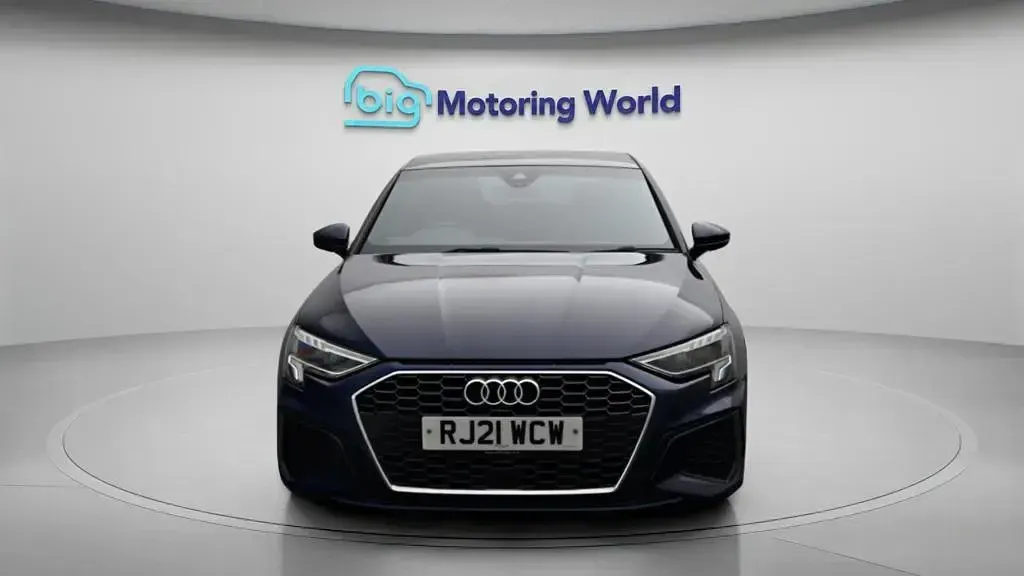 Used Audi A3 Sportback S-Line 150 HP (110 kW) 2021 Blue Hatchback