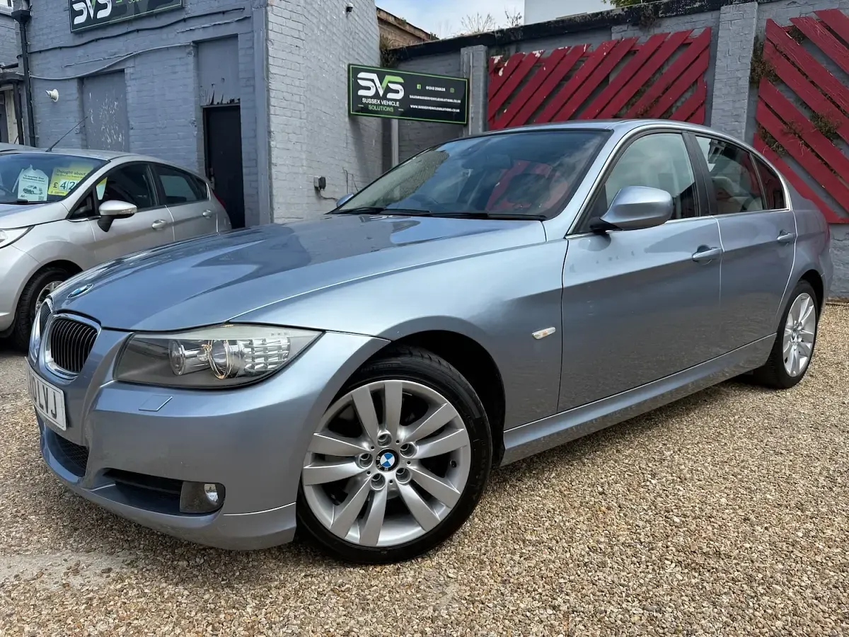 Used BMW 325 204 HP (150 kW) 2010 Blue Sedan