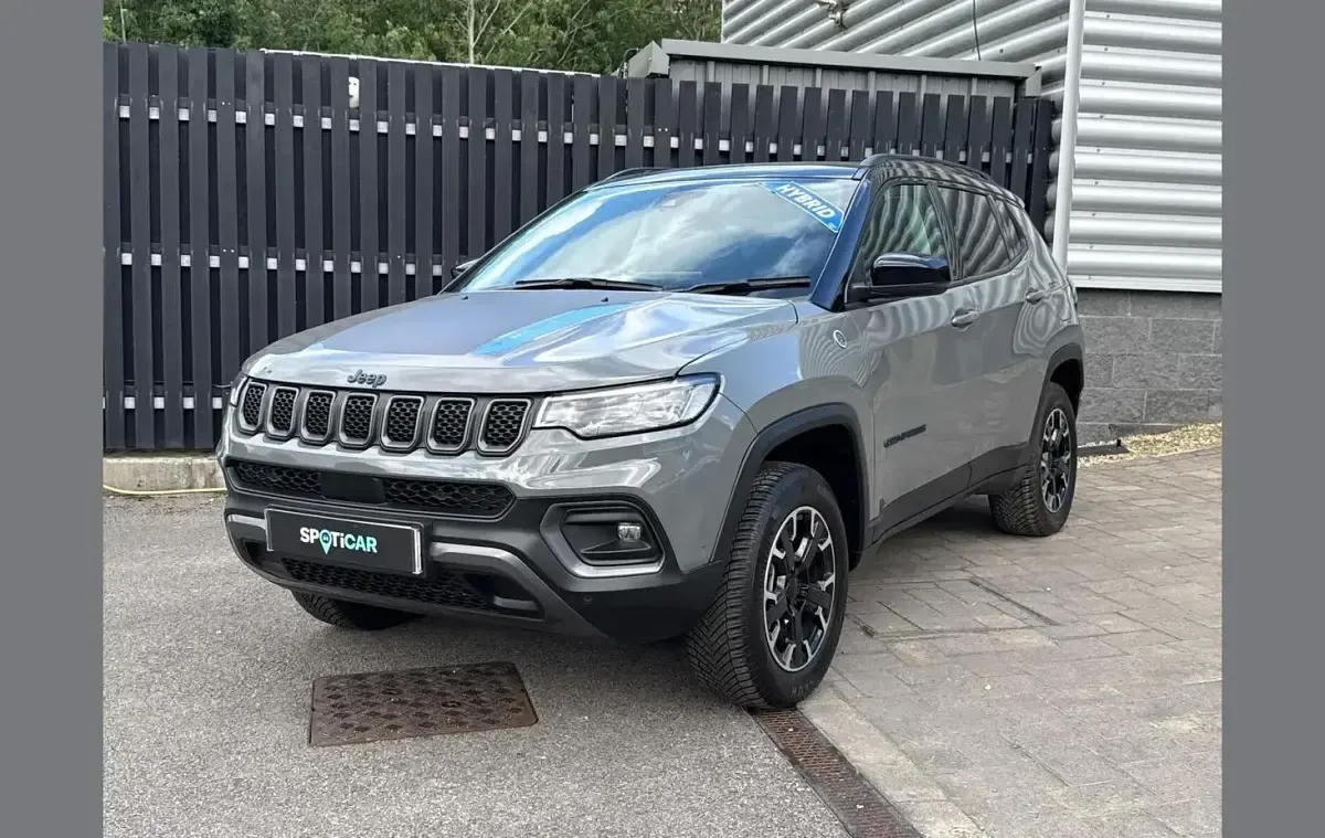 Used Jeep Compass Trailhawk 237 HP (174 kW) 2024 Grey SUV