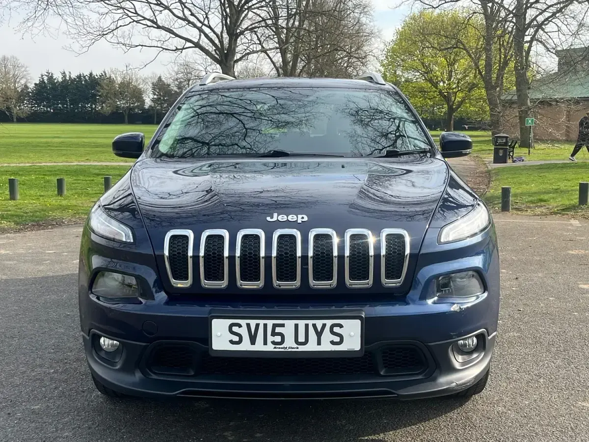 Used Jeep Cherokee Longitude Plus 170 HP (125 kW) 2015 Blue SUV