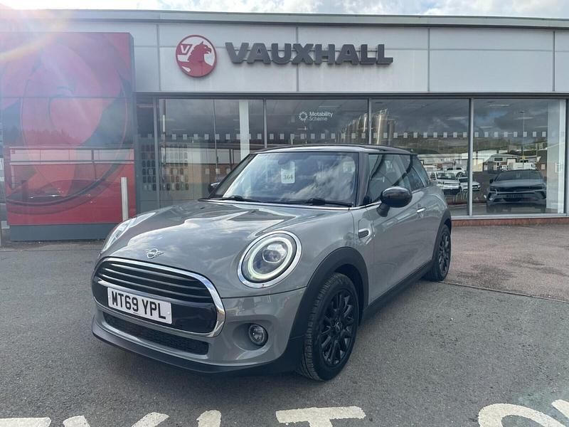 Grey Used 2019 Mini Cooper Classic Hatchback | £11,876 (A bit pricey) - Image 1/4