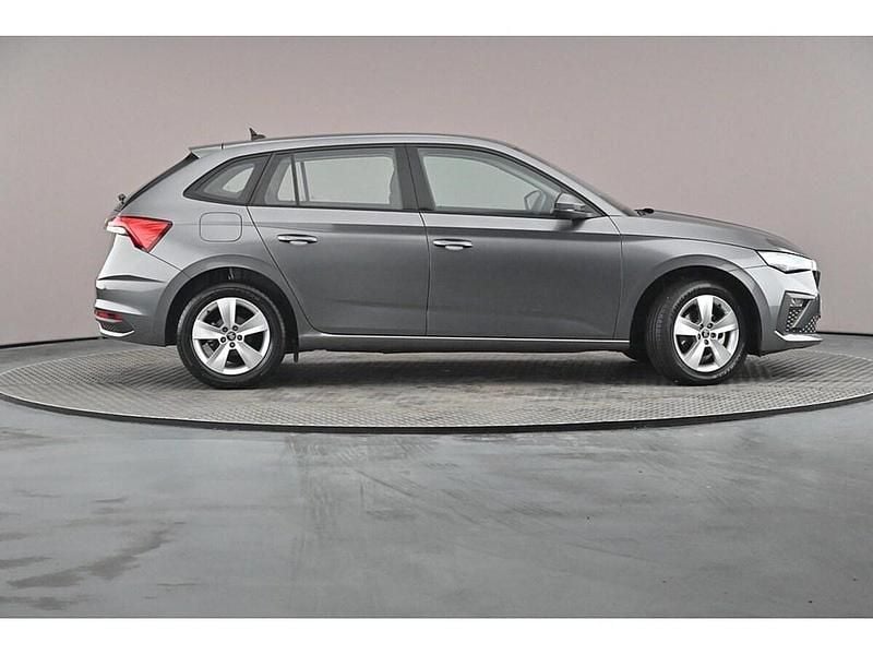New Skoda Scala SE 85 HP (62 kW) 2025 Graphite grey metallic Hatchback