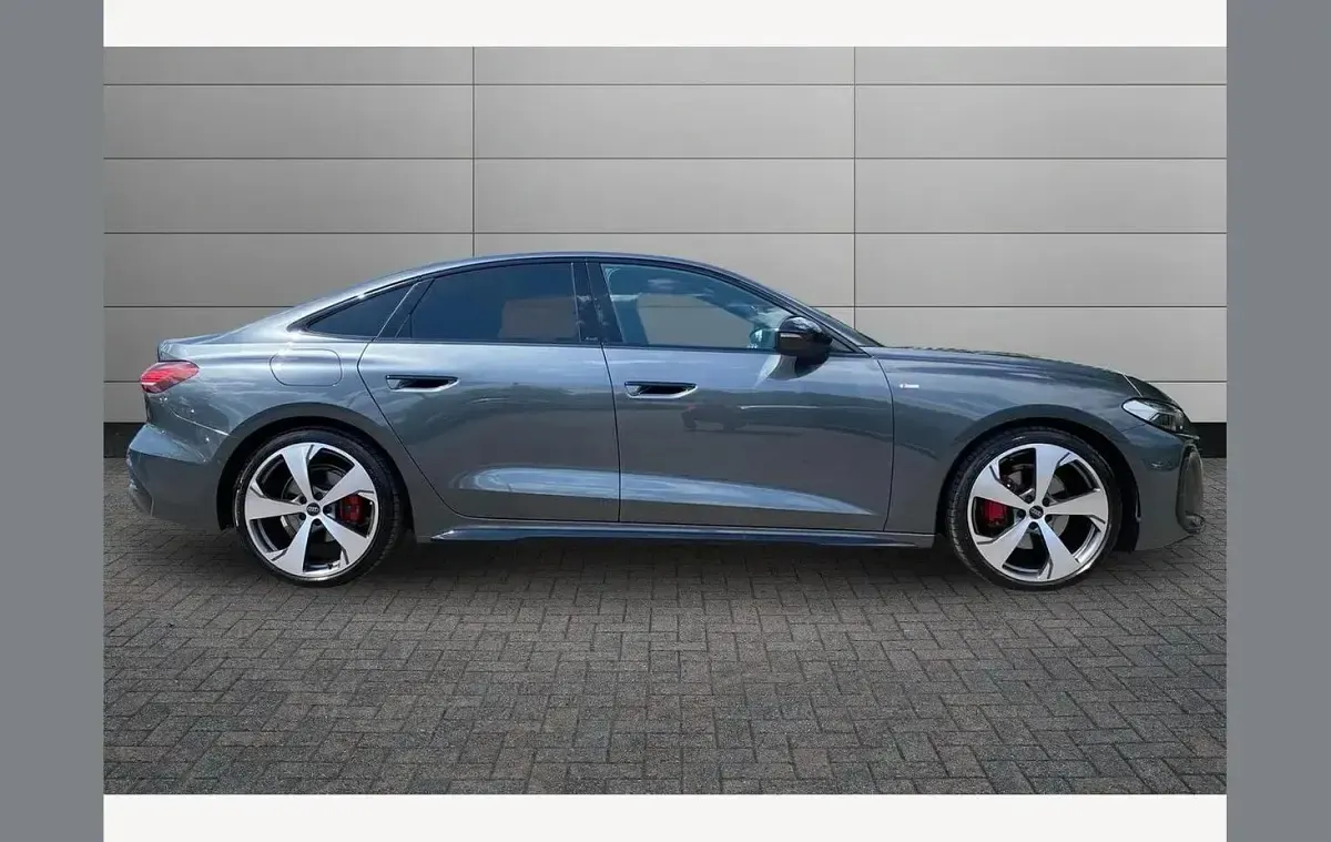 Used Audi A5 Advanced 150 HP (110 kW) 2025 Grey Sedan
