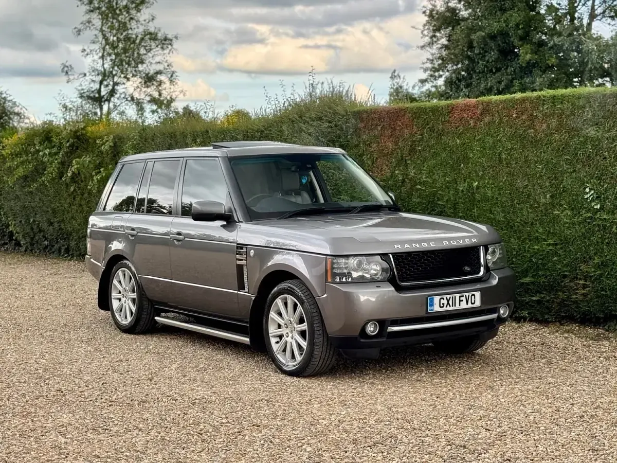 Used Land Rover Range Rover Vogue 2011 Grey SUV