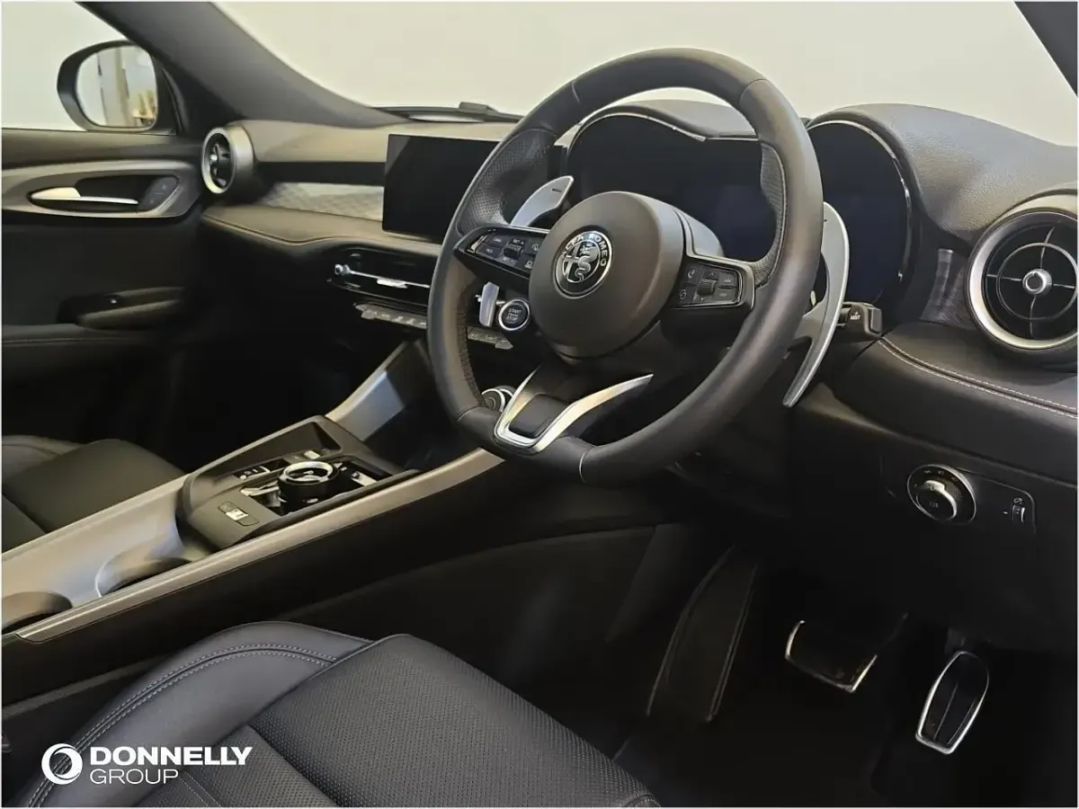 Used Alfa Romeo Tonale Veloce 158 HP (116 kW) 2025 Black SUV
