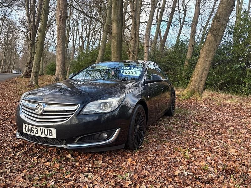 Black Used 2013 Vauxhall Insignia Hatchback | £2,850 (A bit pricey) - Image 1/4