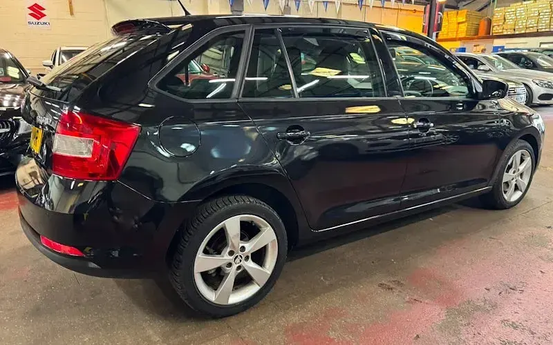 Used Skoda Rapid SE 105 HP (77 kW) 2015 Black Hatchback