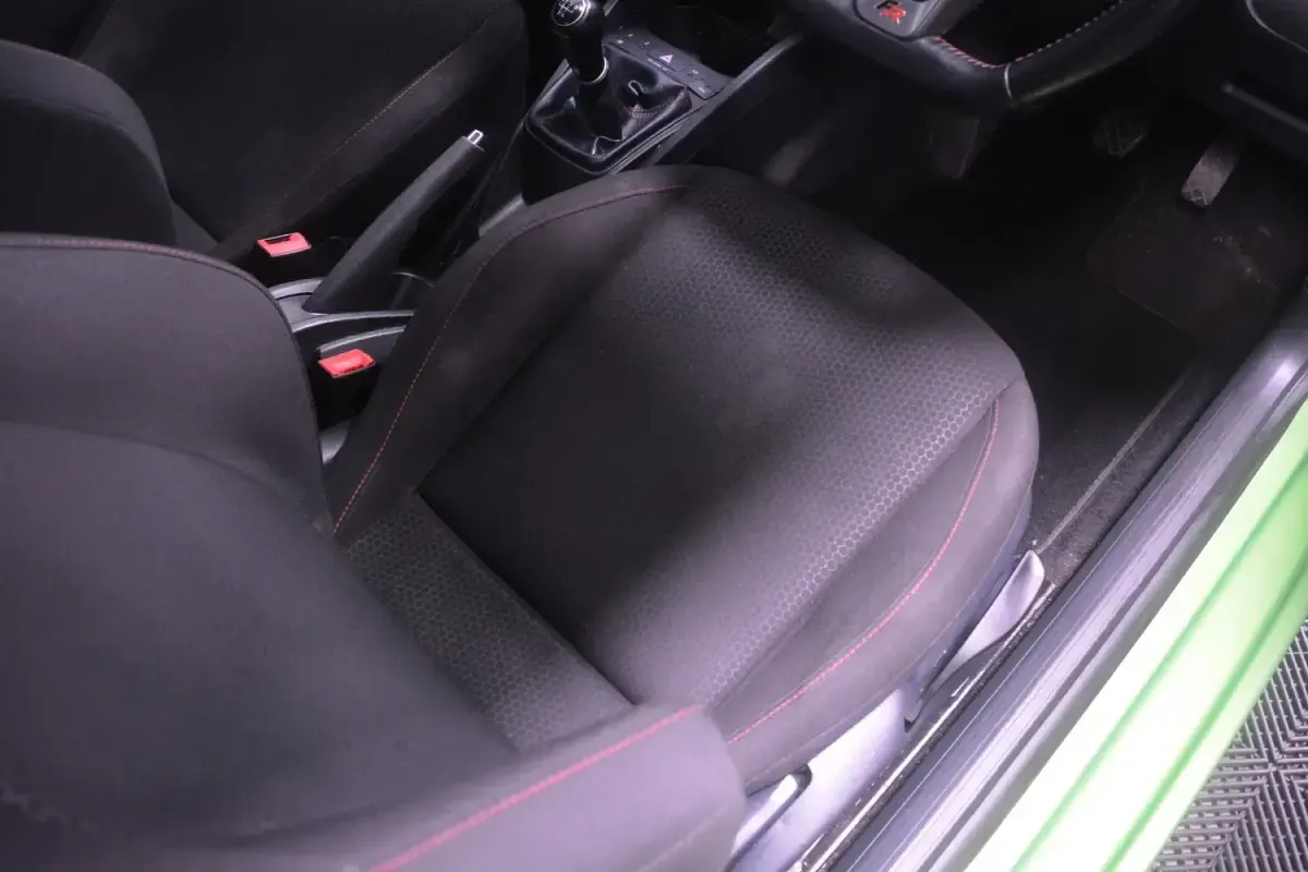 Used Seat Ibiza FR 105 HP (77 kW) 2012 Green Hatchback