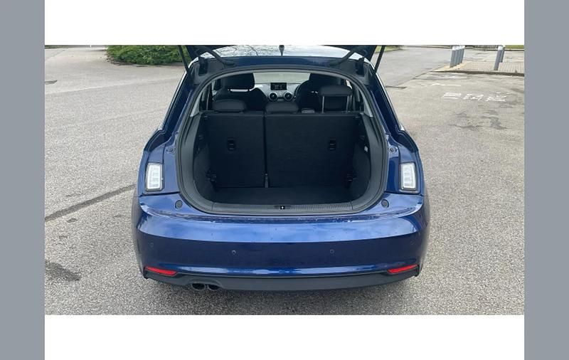 Used Audi A1 Sport 125 HP (91 kW) 2018 Blue Hatchback