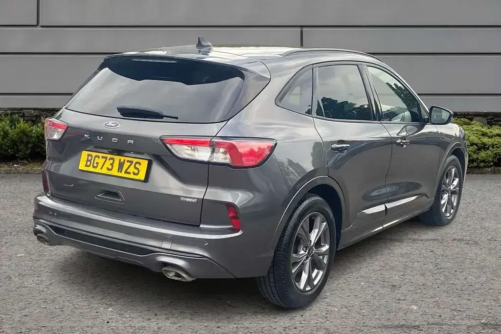Used Ford Kuga ST-Line 225 HP (165 kW) 2023 Grey SUV