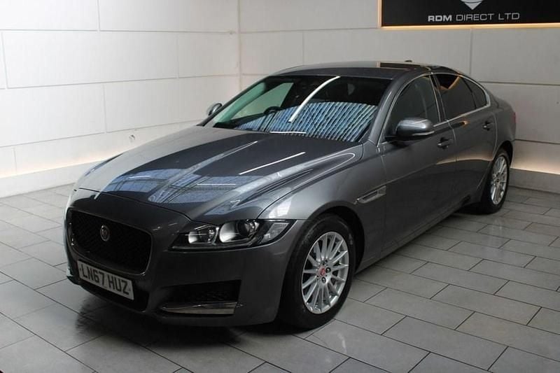 Second-hand Jaguar XF Prestige 180 CP (132 kW) 2017 Gri Berlinǎ