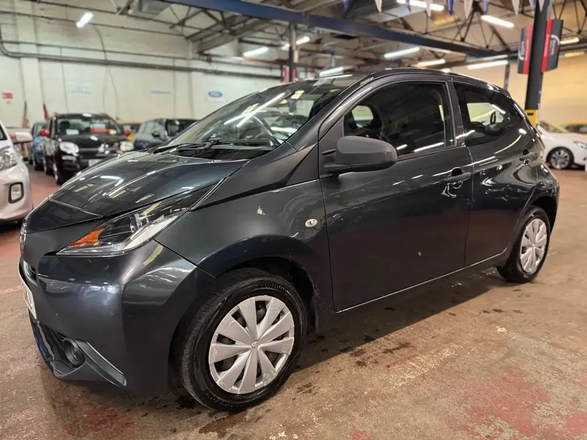 Gebraucht Toyota Aygo 2018 Grau Kleinwagen