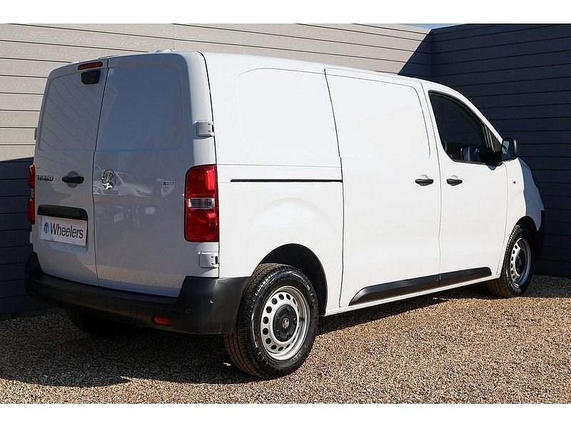 Used Vauxhall Vivaro 2024 White MPV