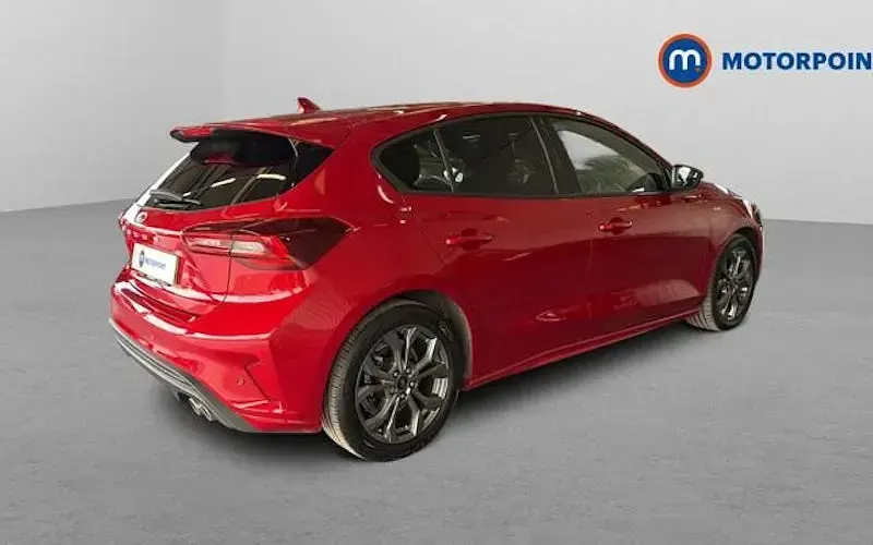 Used Ford Focus ST-Line 155 HP (114 kW) 2025 Hatchback