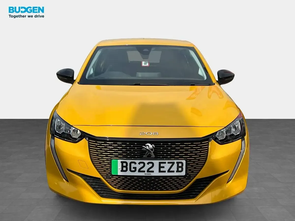 Used Peugeot e-208 Allure 100 kW (136 HP) 2022 Yellow Hatchback