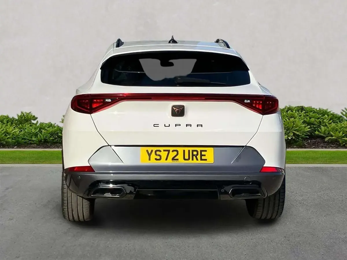 Used Cupra Formentor 150 HP (110 kW) 2023 White SUV