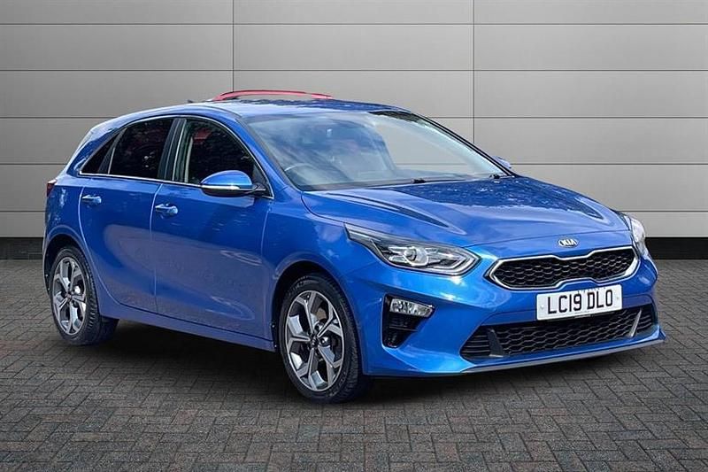 Blue Used 2019 Kia Ceed 2 Hatchback | £12,550 (Fair price) - Image 1/2