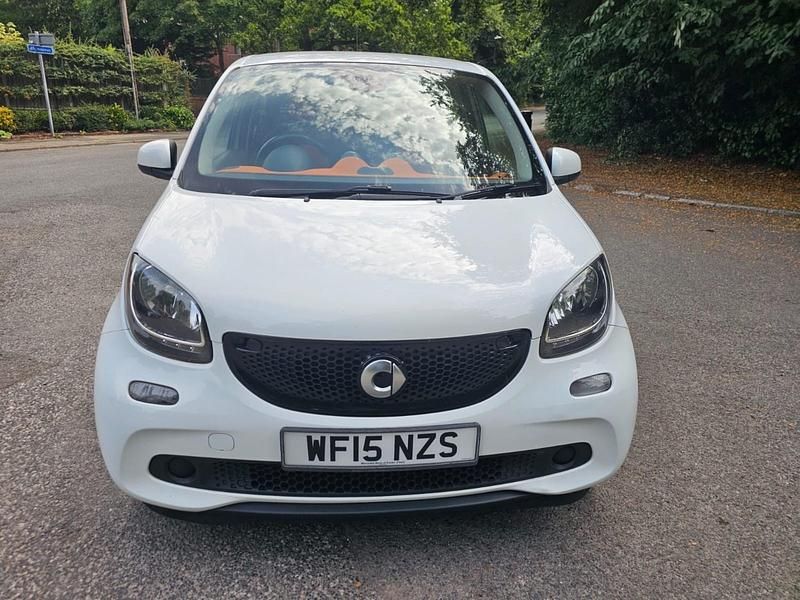 Used Smart ForFour Passion 2015 White Hatchback
