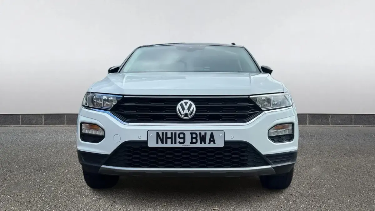 Usado VW T-Roc Design 115 HP (84 kW) 2019 Branco SUV