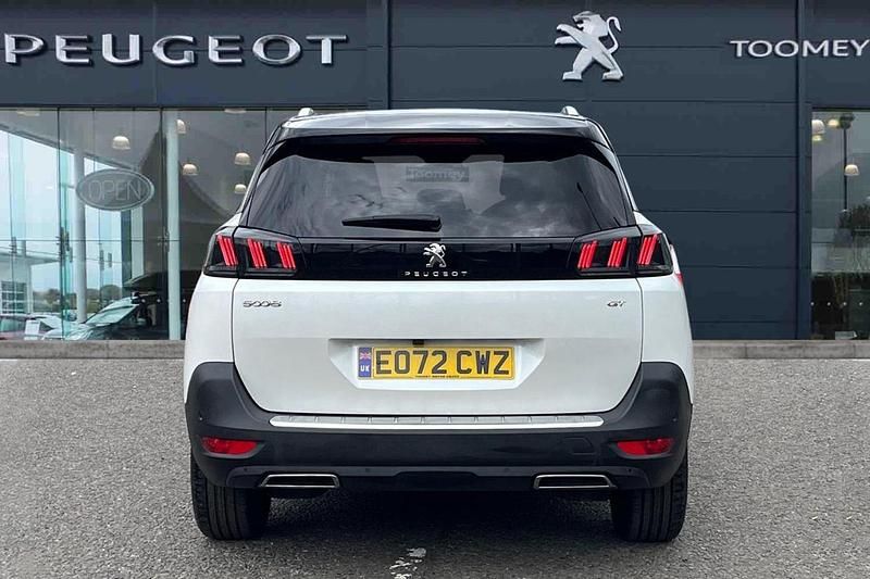 Used Peugeot 5008 GT 179 HP (131 kW) 2023 White MPV