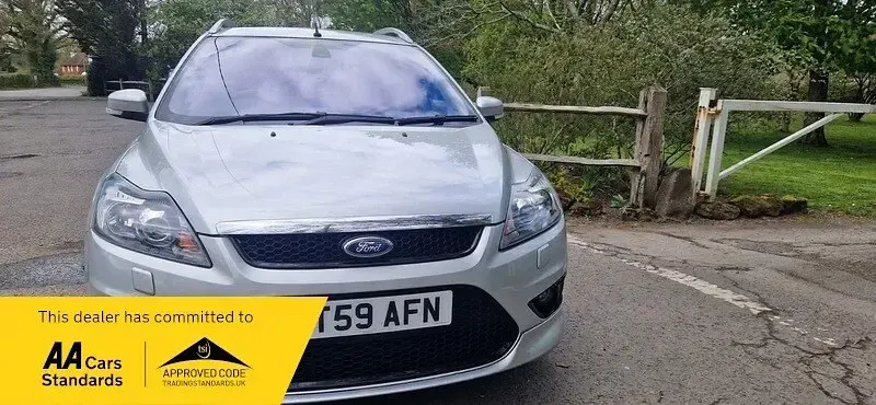 Used Ford Focus Titanium 136 HP (100 kW) 2010 Silver Estate