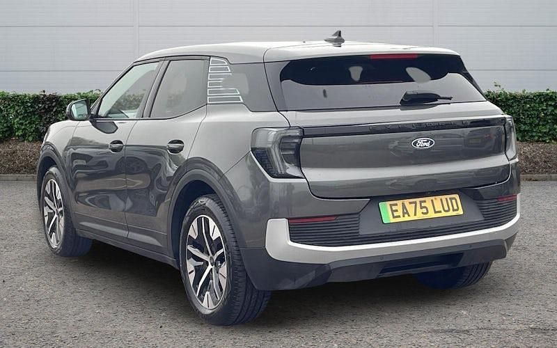 Used Ford Explorer Select 210 kW (286 HP) 2025 SUV