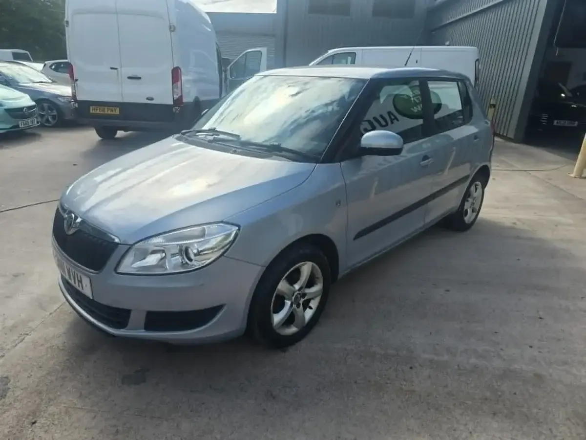 Used Skoda Fabia SE 86 HP (63 kW) 2011 Blue Hatchback