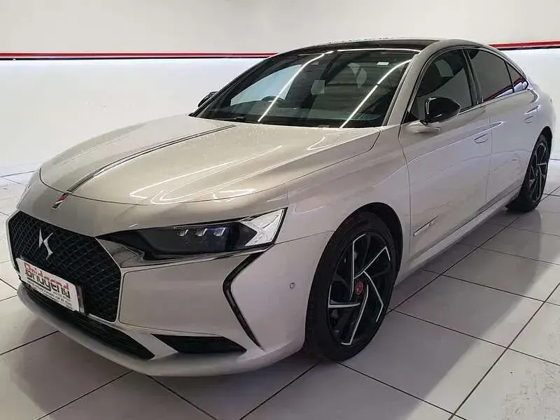 Used DS Automobiles DS9 Performance Line Plus 225 HP (165 kW) 2022 White Sedan
