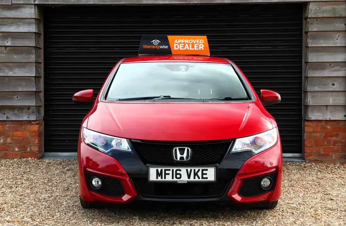 Used Honda Civic Sport 142 HP (104 kW) 2016 Red Hatchback